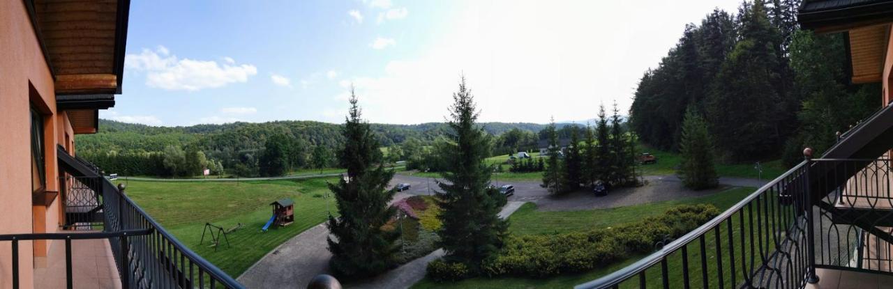 Hotel Salamandra Hoczew Esterno foto